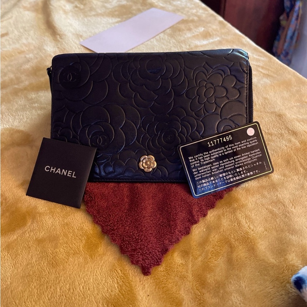 Chanel: Vintage Camille Large Wallet